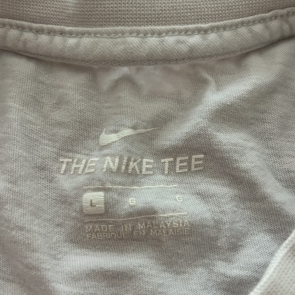 Men’s Nike Wordmark Large T-Shirt - Picture 3 of 4